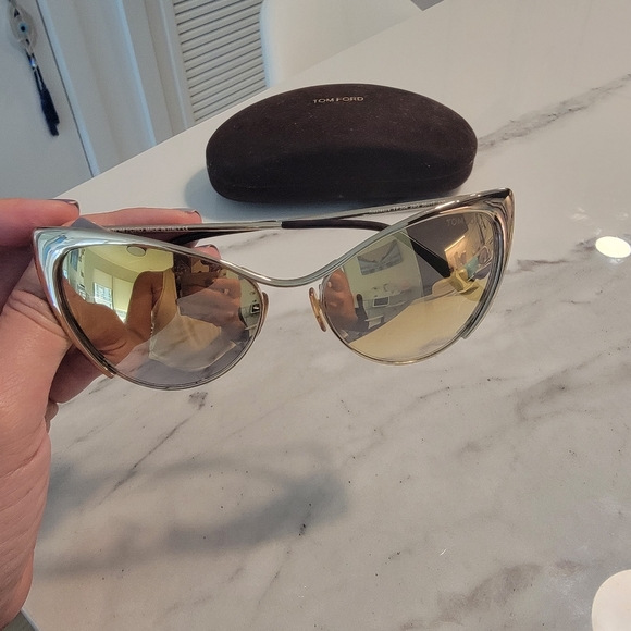 TOM FORD Gold Cat Eye Aviator with Mirrored Lens (Nastasya) - Picture 2 of 7